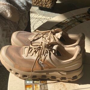 On RUNNING CLOUDVISTA